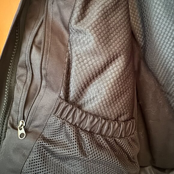 Ladies Large Black White Ski/Snowboard jacket - Picture 9 of 10